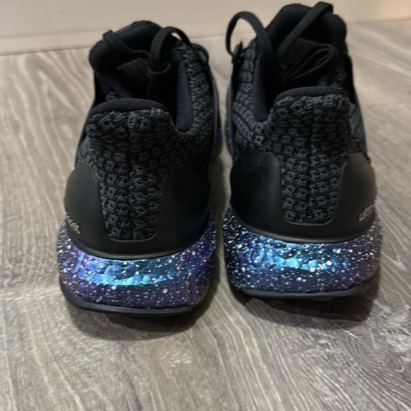 Adidas Ultra Boost DNA 5.0 - Picture 6 of 8